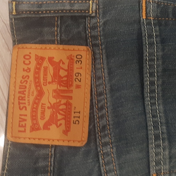 Levis - Picture 1 of 5